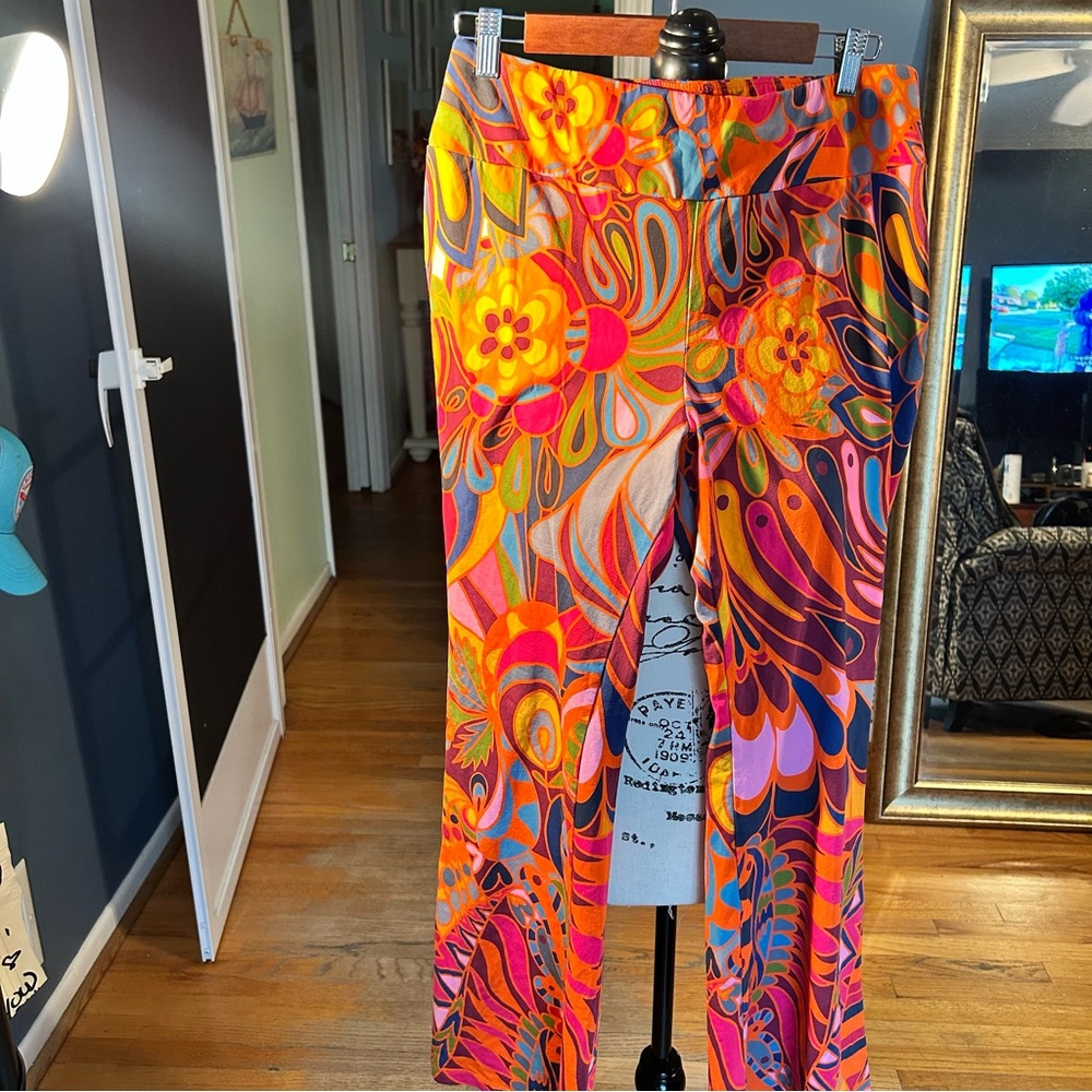Lesley Evers ERIKA Shakalaka Orange Bells pants - Picture 2 of 10